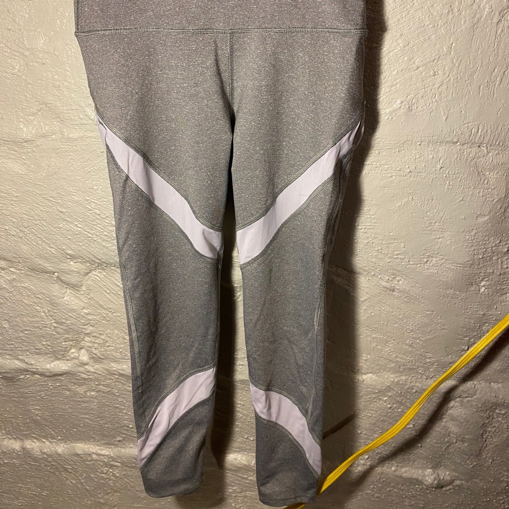 Mesh striped leggings
